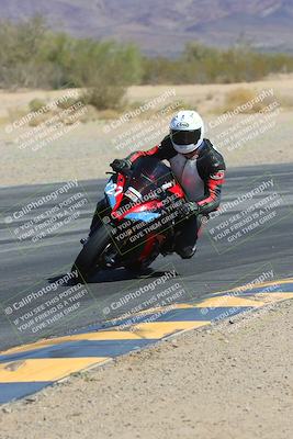 media/Mar-24-2025-Moto Forza (Mon) [[57ce5c5cff]]/1-Advanced Group/Session 3 (Turn 6 Inside)/